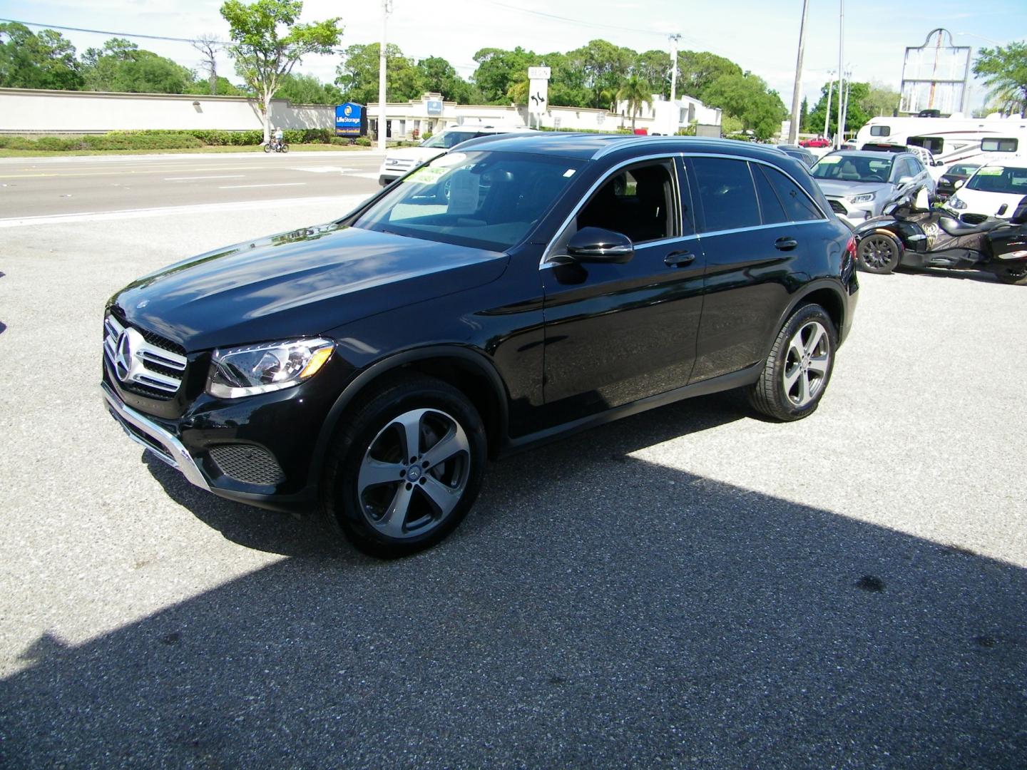 2017 Black /Black Mercedes-Benz GLC-Class GLC300 (WDC0G4JB5HF) with an 2.0L L4 DOHC 16V TURBO engine, 9A transmission, located at 4000 Bee Ridge Road, Sarasota, FL, 34233, (941) 926-0300, 27.298664, -82.489151 - Photo#0